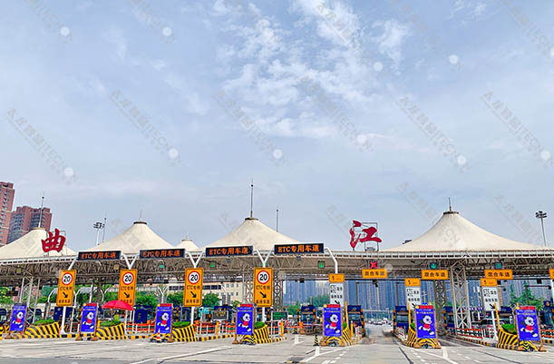 LED广告机  雷竞技在哪里下载手机
屏.jpg