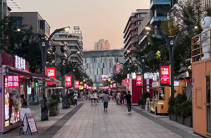 雷竞技在哪里下载手机
,LED灯杆屏